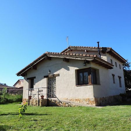 La Casa Del Cartero Pablo Guest House Saldana de Ayllon ภายนอก รูปภาพ