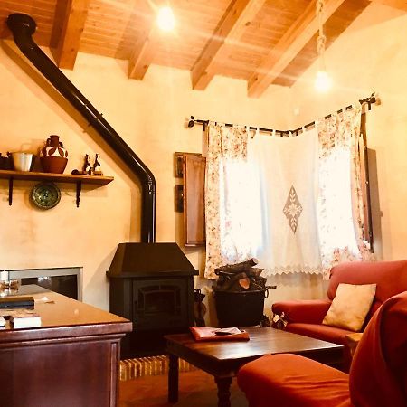 La Casa Del Cartero Pablo Guest House Saldana de Ayllon ภายนอก รูปภาพ