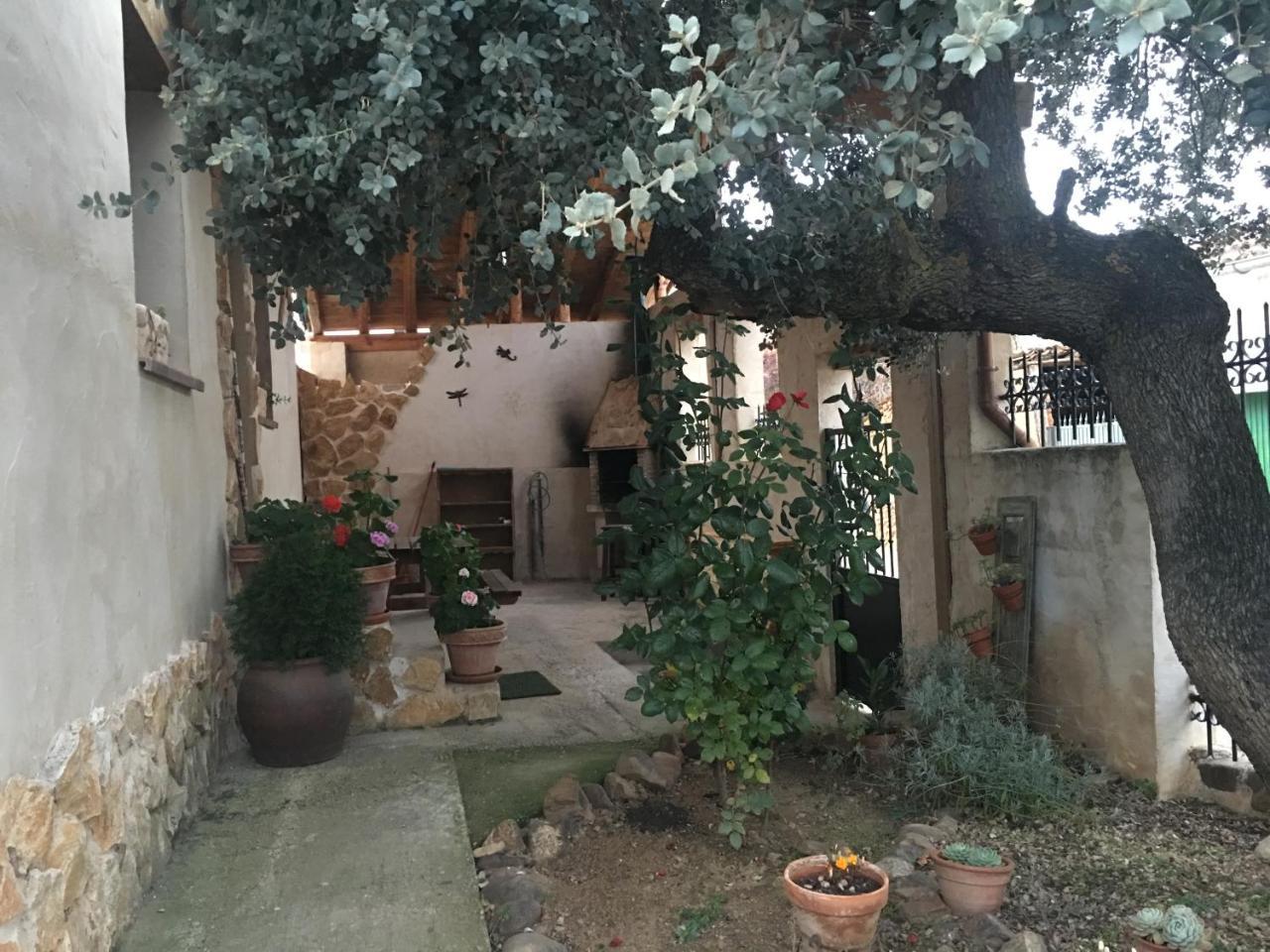 La Casa Del Cartero Pablo Guest House Saldana de Ayllon ภายนอก รูปภาพ