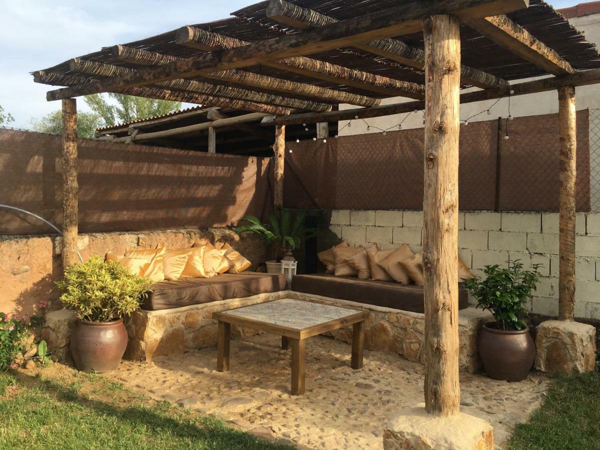 La Casa Del Cartero Pablo Guest House Saldana de Ayllon ภายนอก รูปภาพ