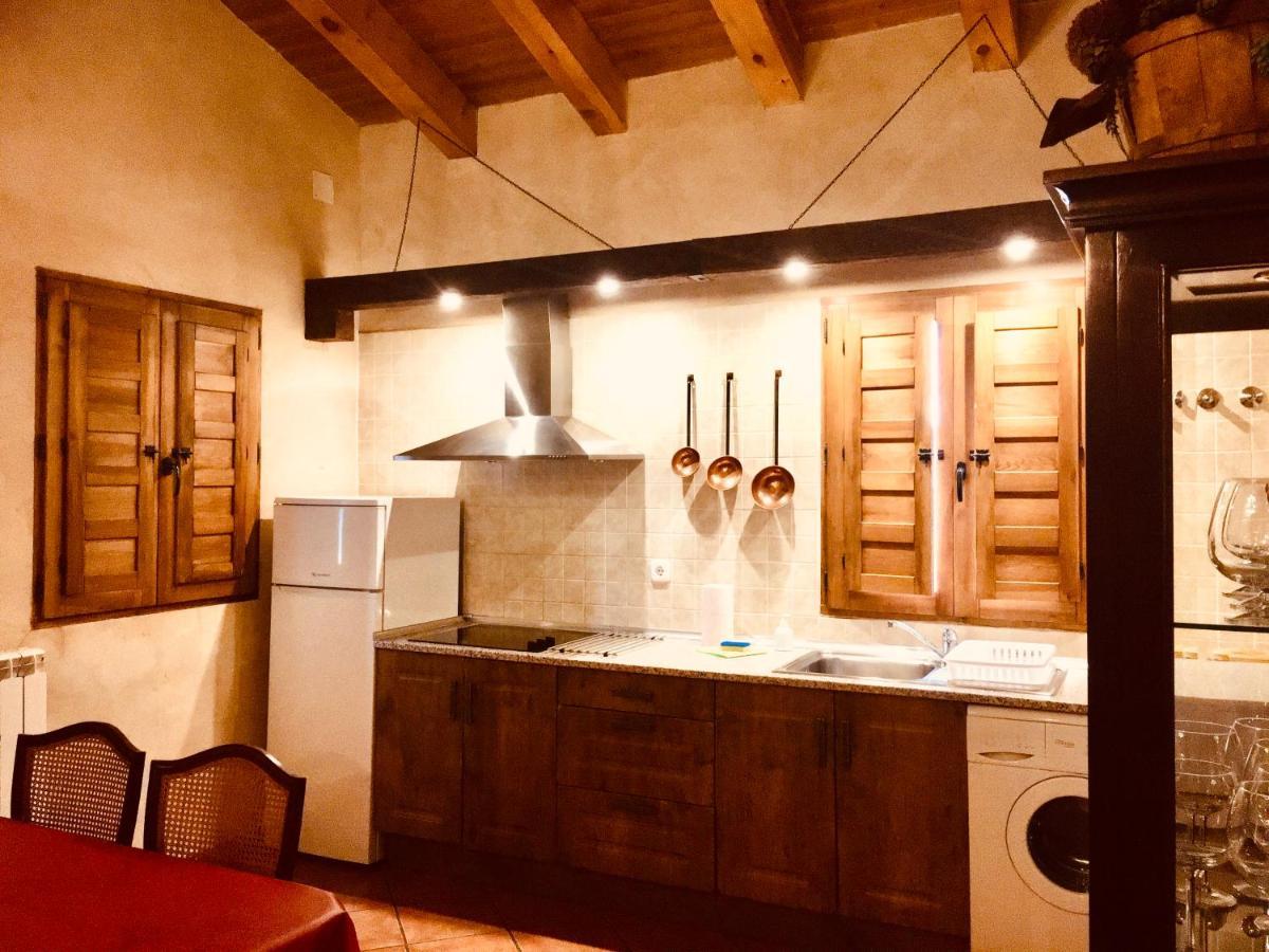 La Casa Del Cartero Pablo Guest House Saldana de Ayllon ภายนอก รูปภาพ